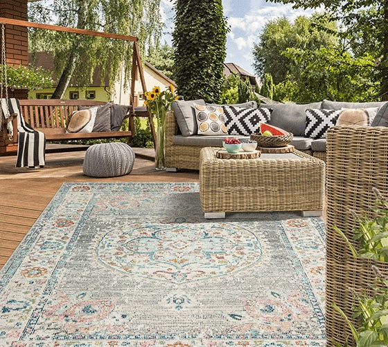 Vloerkleed Salsa Grijs – Laagpolig voor terras, balkon en hal – rand en afwerking van dichtbij