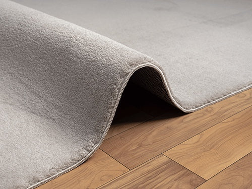 Vloerkleed Loft Washable Zand – Wasbaar Vloerkleed in Zachte Zandtint – sfeerimpressie in de woonkamer