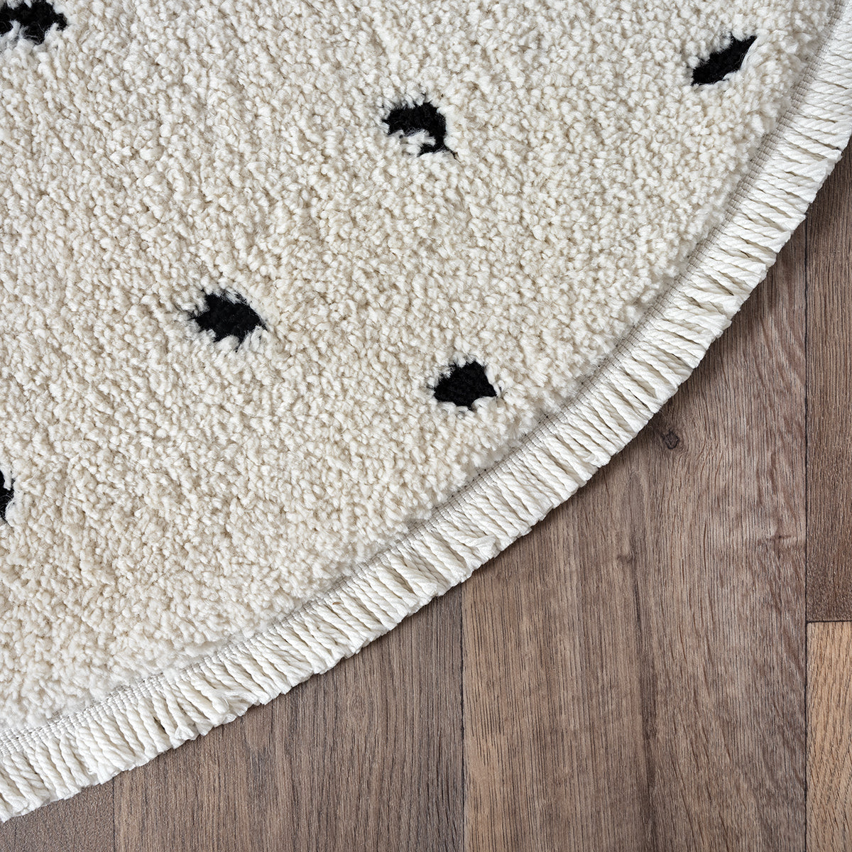 Vloerkleed Ideal Shaggy Crème 80406 – Hoogpolig op Jute Rugzijde – sfeerimpressie in de woonkamer