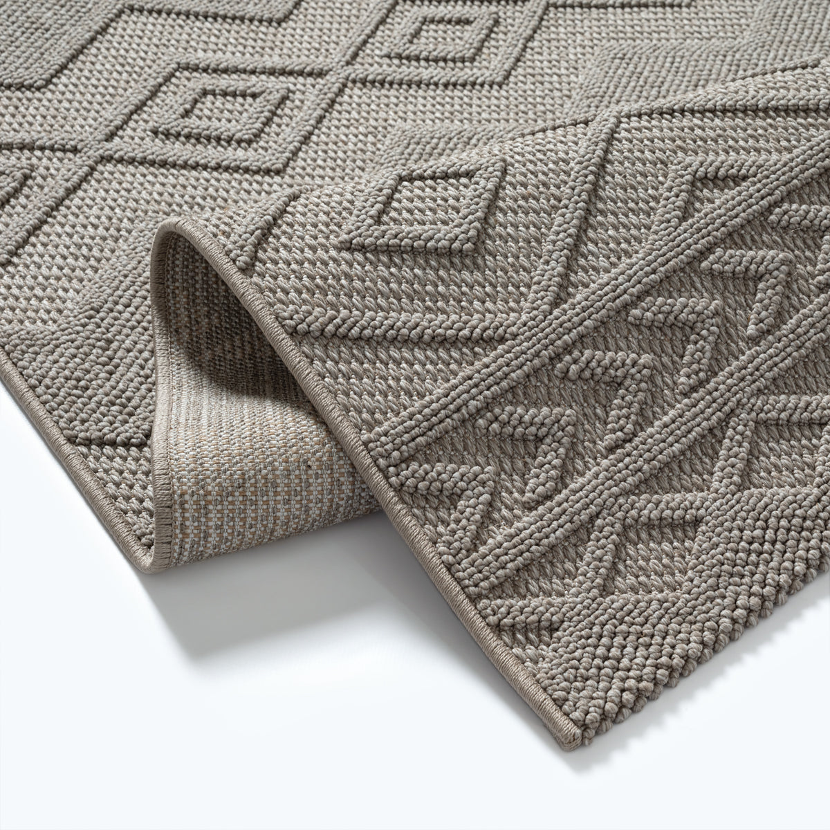 Vloerkleed Mira 7513 Beige – Laagpolig Kleed in Vijf Maten – close-up van de pool van 6 mm