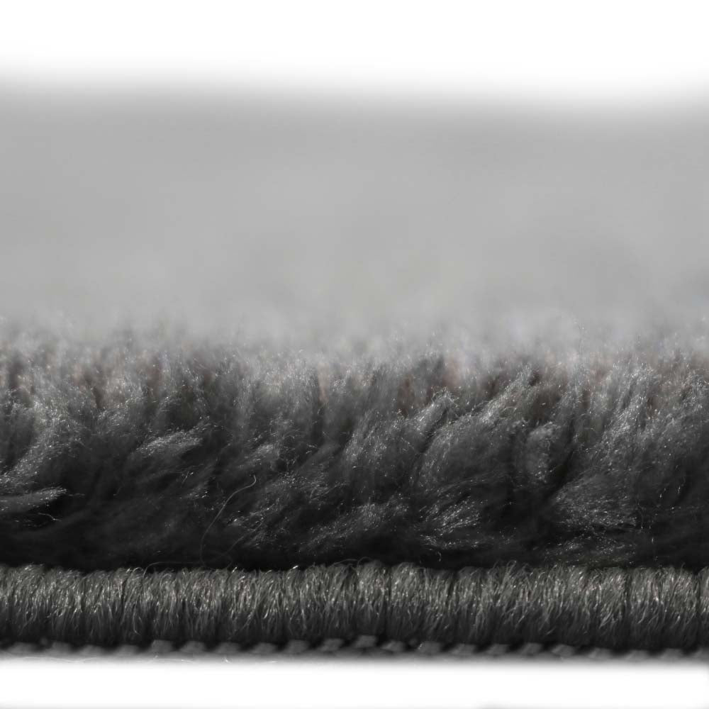 Karpet24 Loft – Luxe, Fluweelzacht Effen Vloerkleed in Antraciet, Modern & Stijlvol — hoekdetail