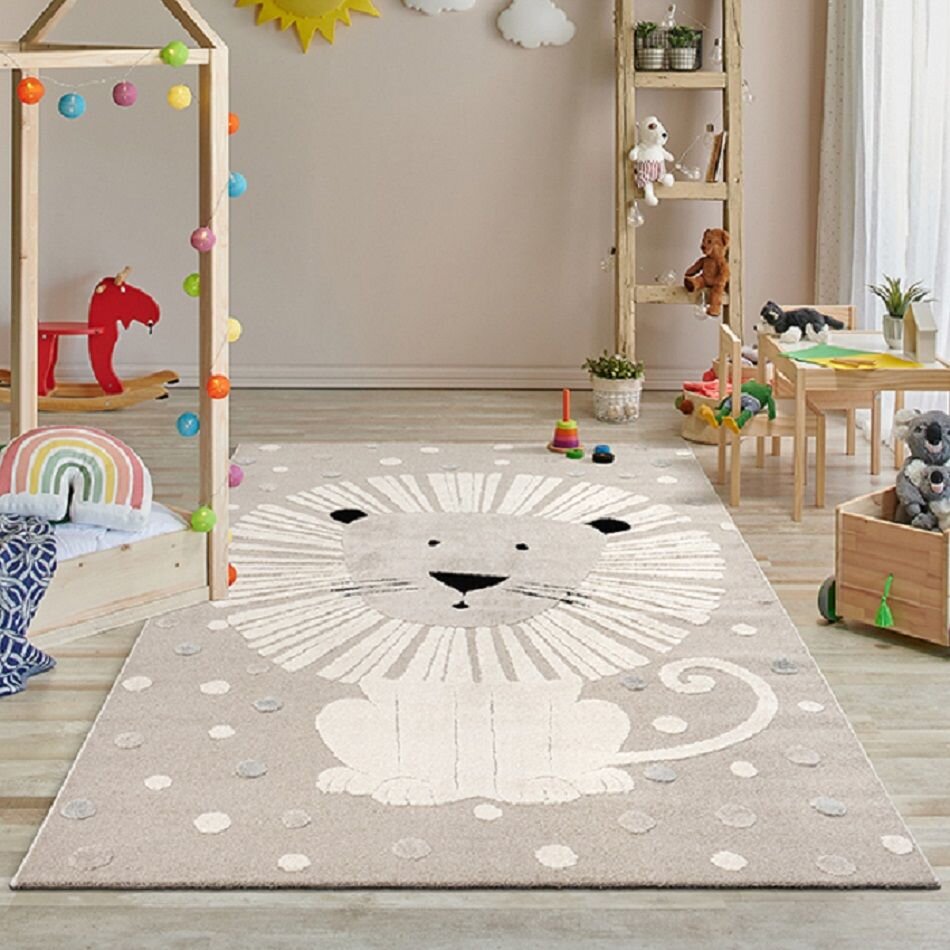 Kindervloerkleed Leeuw – Zacht Safari Speelkleed in Neutrale Tinten — bovenaanzicht