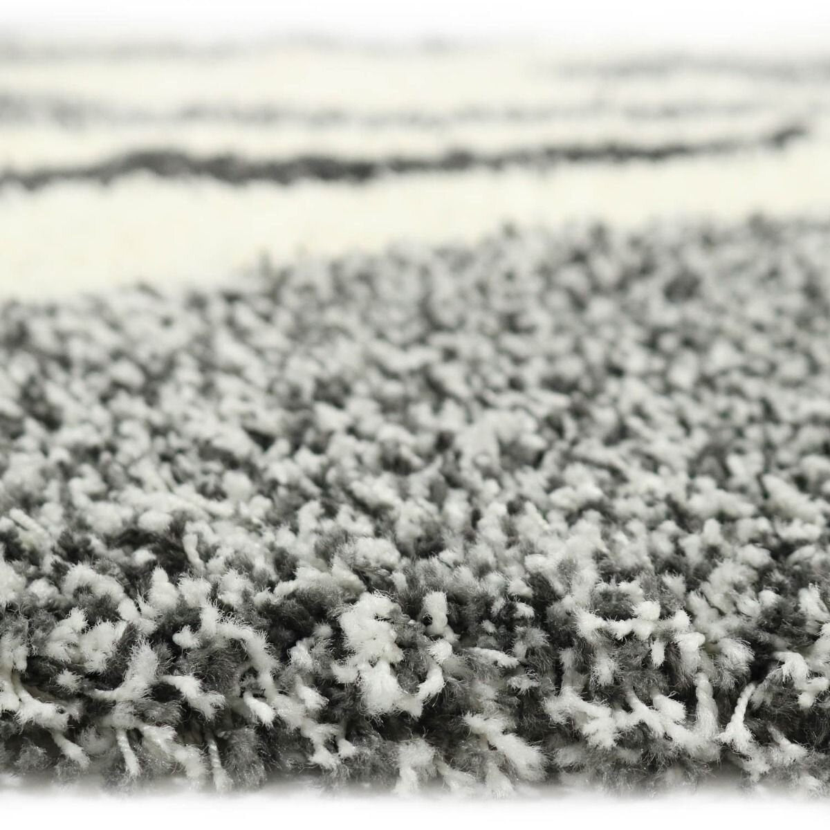 Vloerkleed Shaggy Plus 7110 Grey — detail weefsel