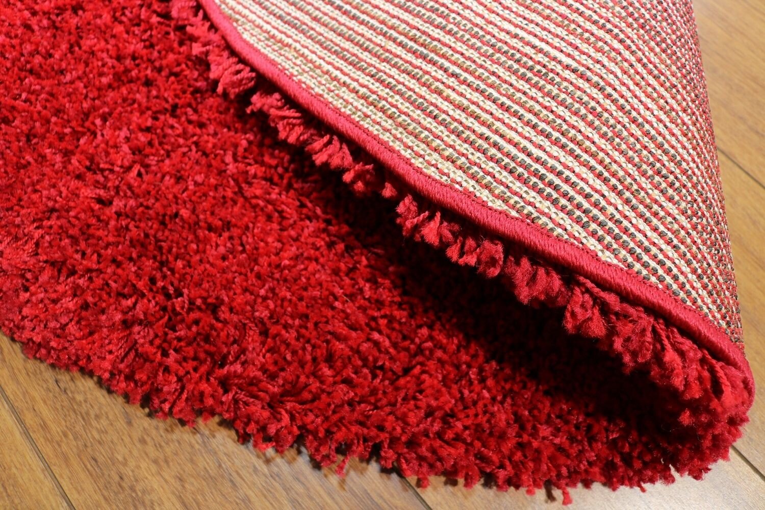 Vloerkleed Shaggy Plus 958 Red — bovenaanzicht