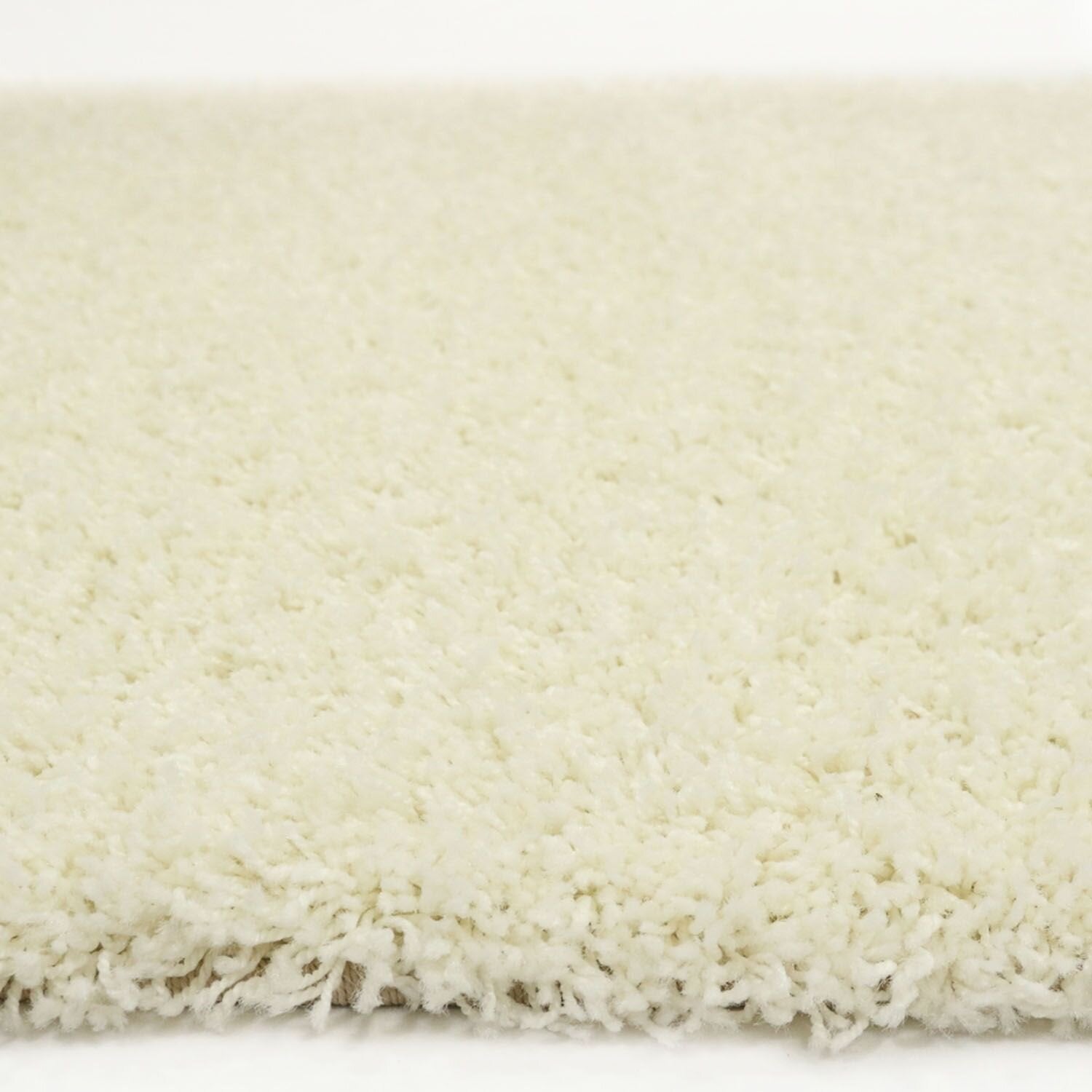 Vloerkleed Shaggy Plus 963 White — sfeerbeeld in interieur